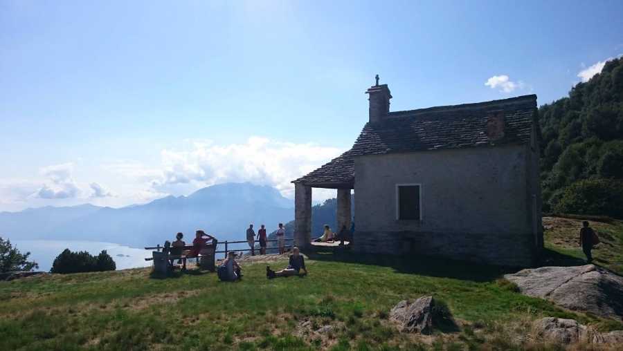 Enlarged view: Chapel in Monte di Lego during the group excursion.