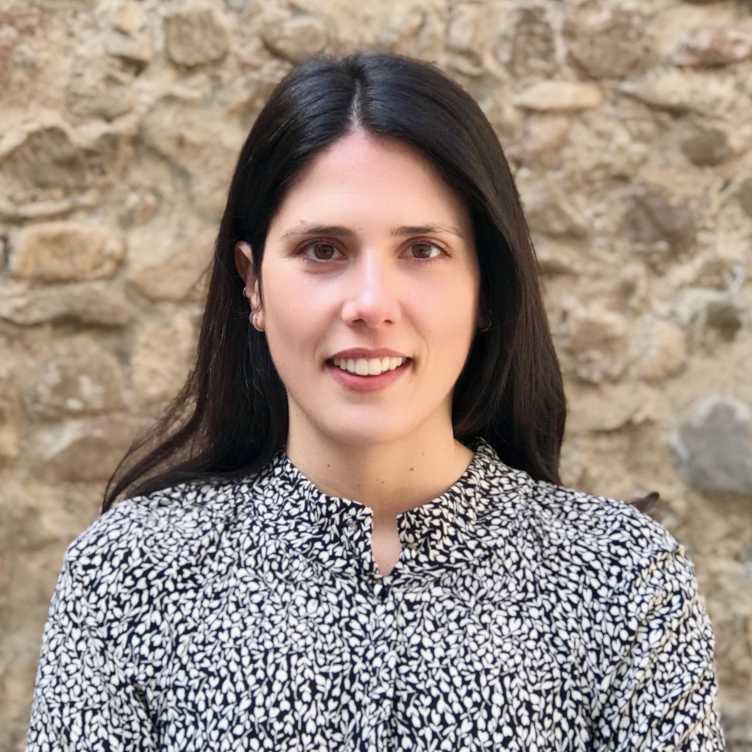  Dr. Viola Becattini