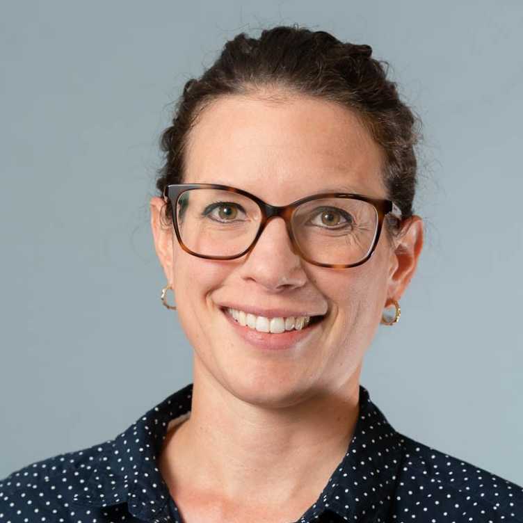  Dr. Michèle Marti