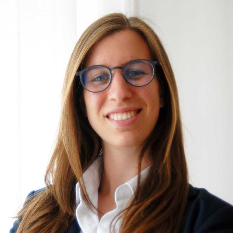  Dr. Viktoria Cologna