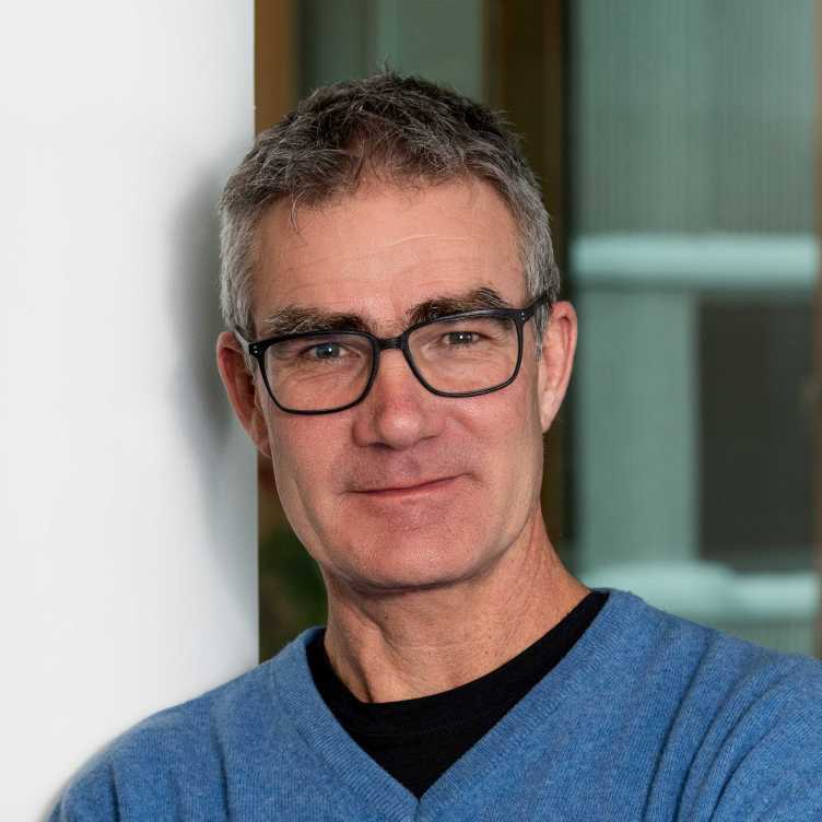  Dr. Christoph Marty